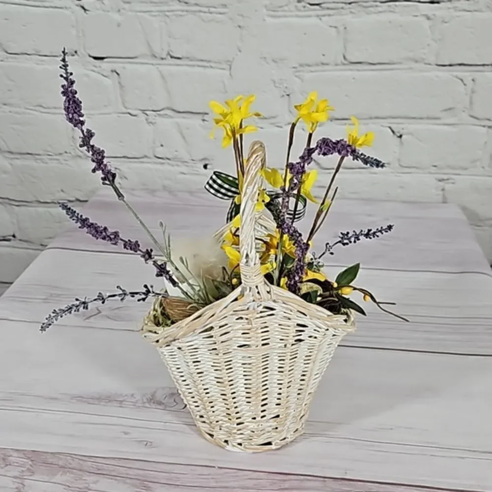 Springtime Tabletop Decor - Picture 5 of 6